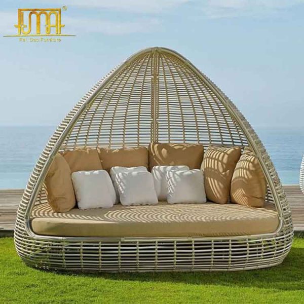 Outdoor daybeds for sale
