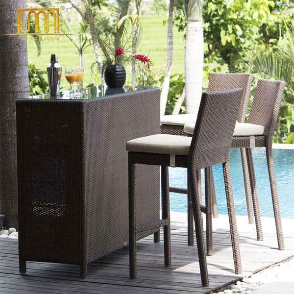 Outdoor patio stools