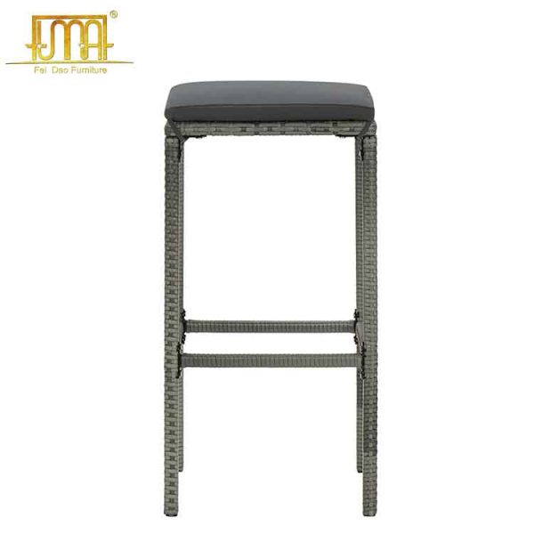 Aluminum outdoor bar stools