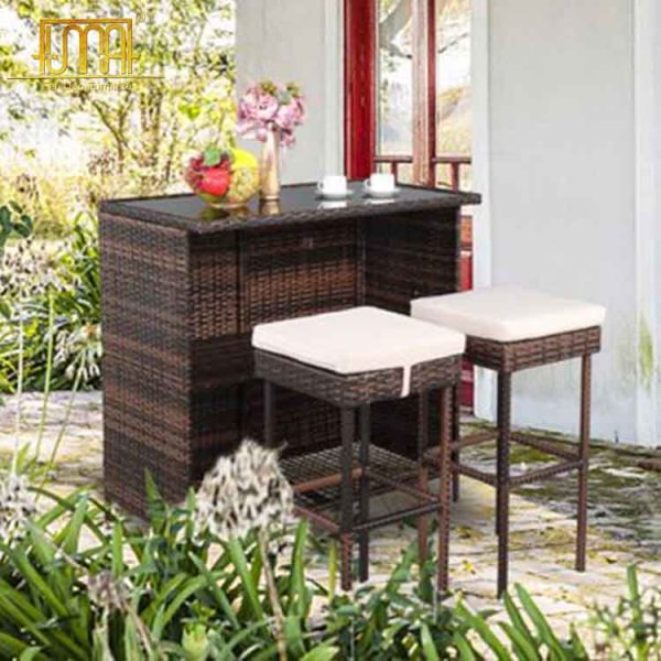 Outdoor bar table stools