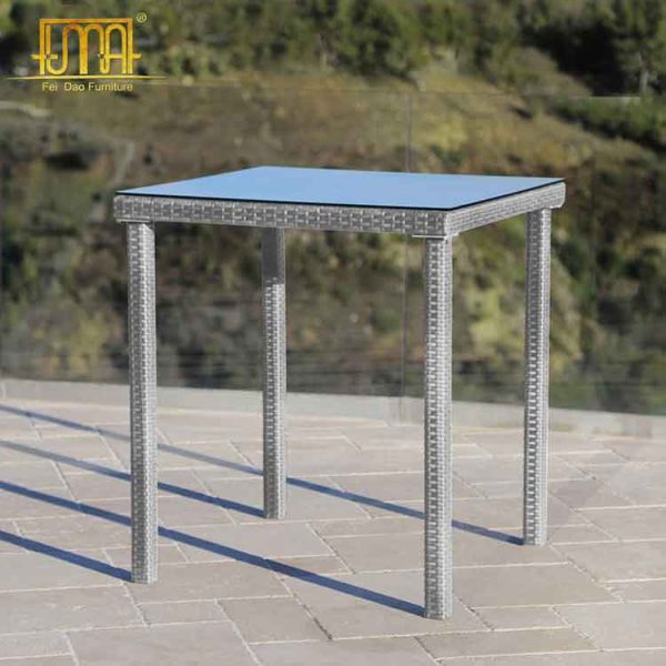 Outdoor table bar