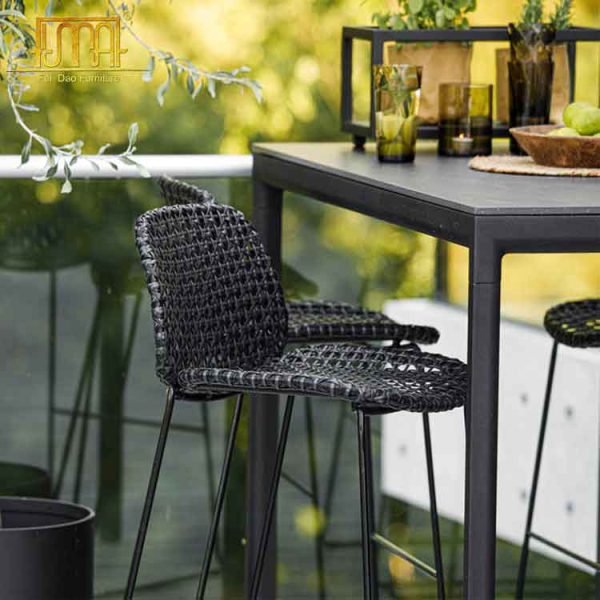 Outdoor stools