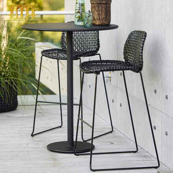 Outdoor stools