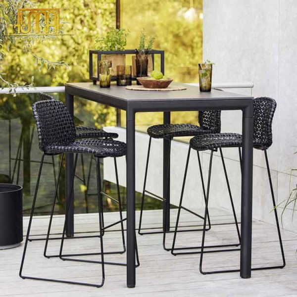 Outdoor stools