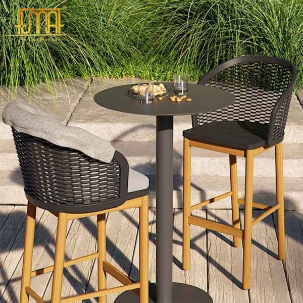 Outdoor stool with backs