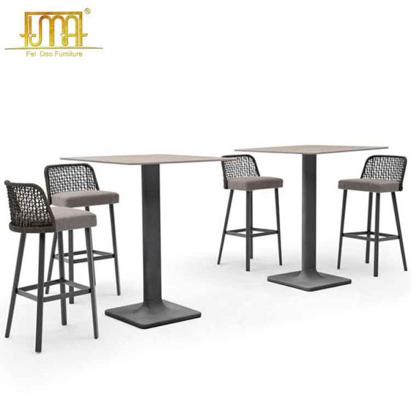 Metal outdoor bar stools