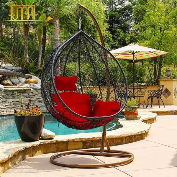 Hanging wicker chair