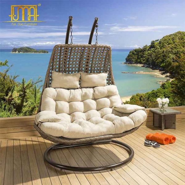Hanging outdoor chair