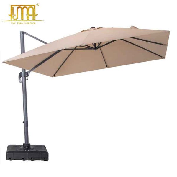 Outdoor restaurant umbrellas