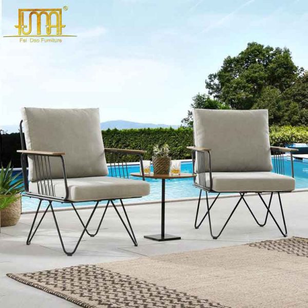 Chaise lounge chair outdoor