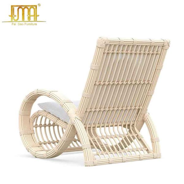 Patio recliner chair