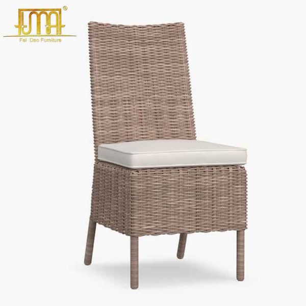Commercial dining chair