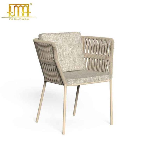 Wicker dining chair