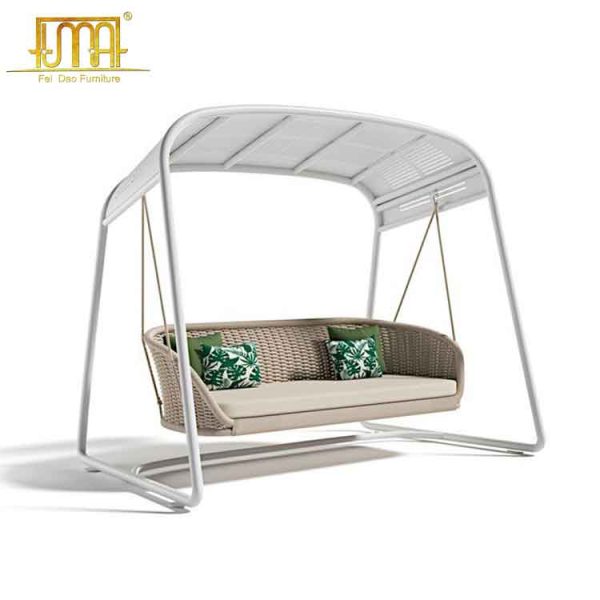 Hanging lounger chair