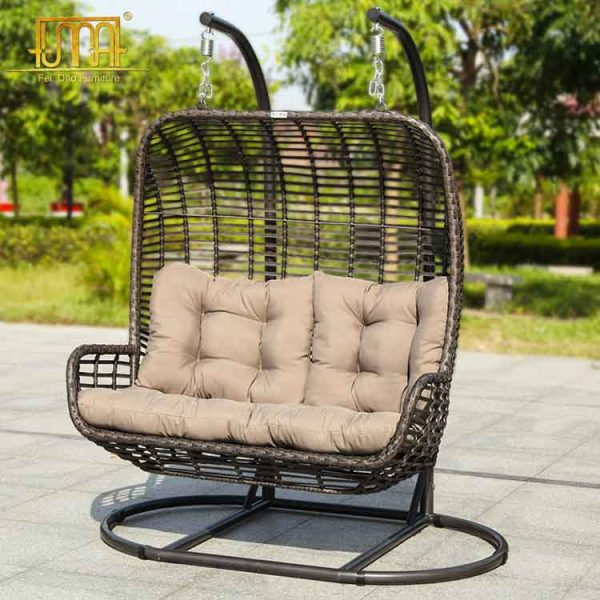 Hanging chair swing outdoor