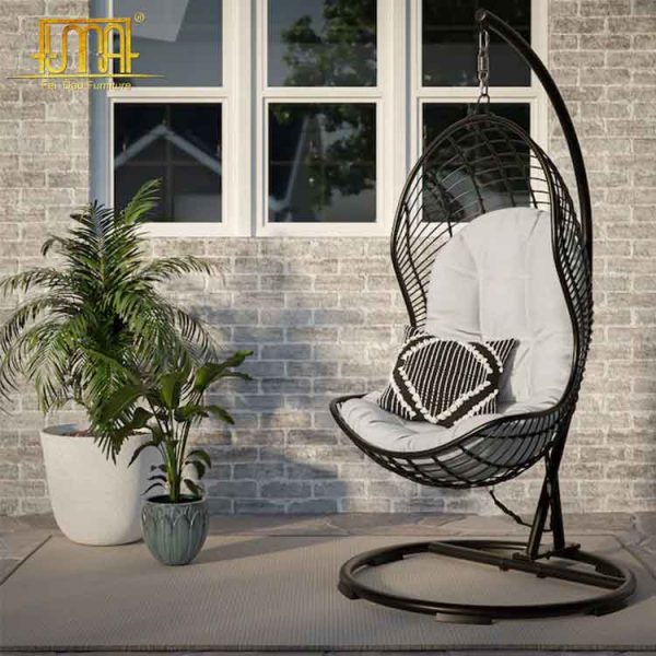 Hanging patio chair