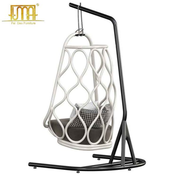 Outdoor hanging chair stand