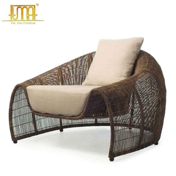 Lounge armchair