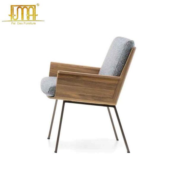 Outdoor wood chair