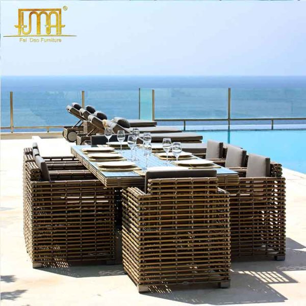 Outdoor dining table set