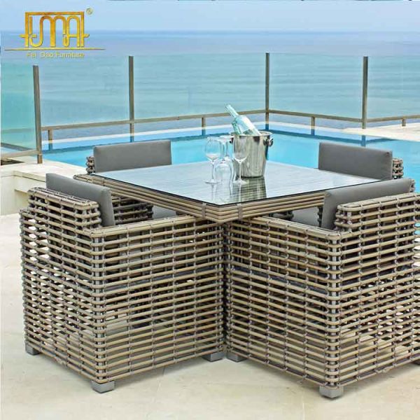 Outdoor Wicker Dining Set