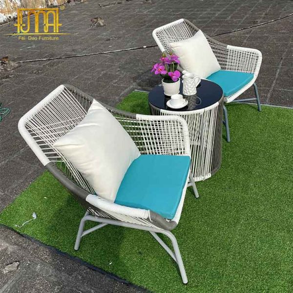 Patio furniture dining set