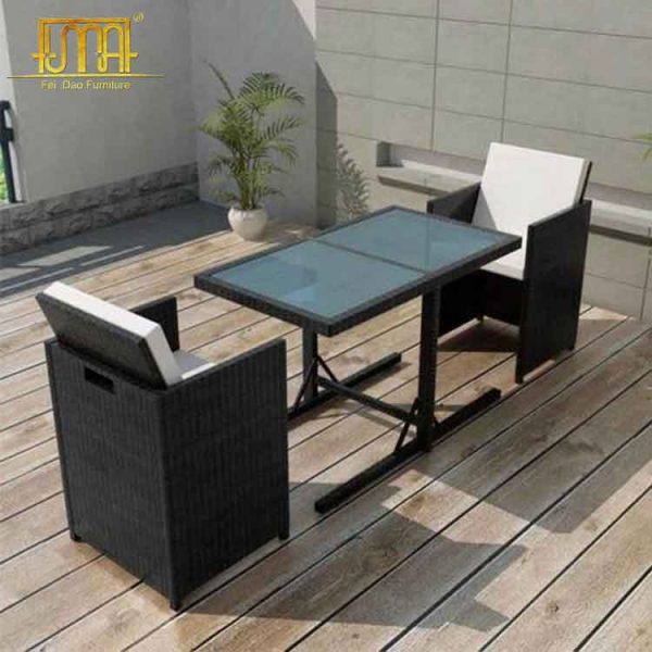 Contemporary dining set