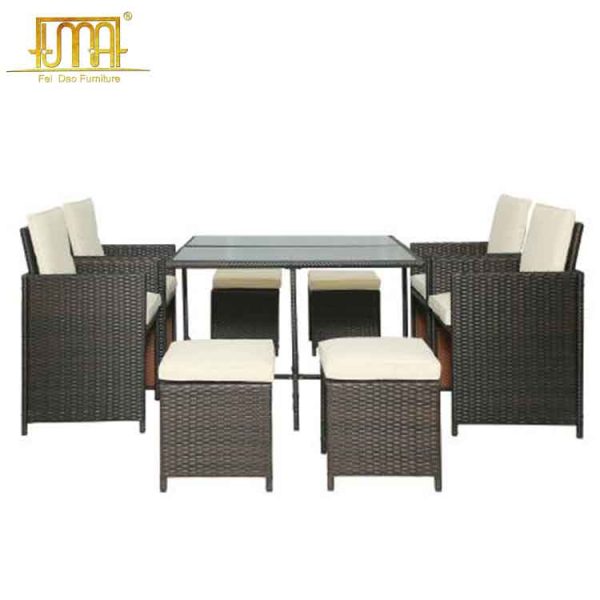 Patio dining table set