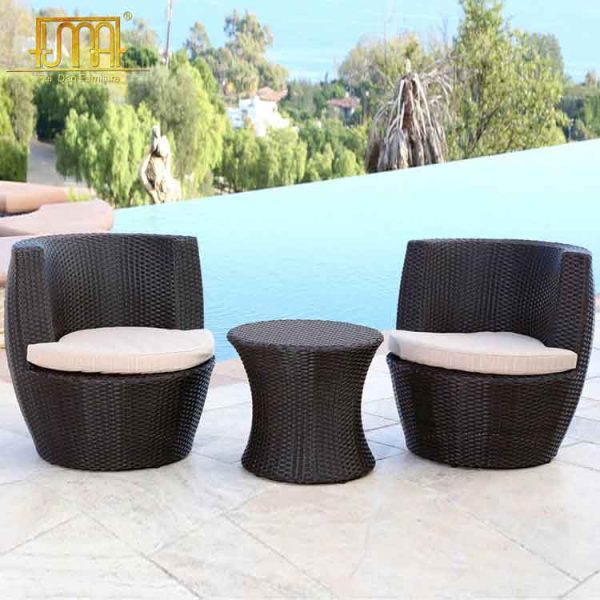 Black outdoor dining set