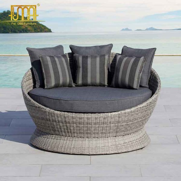 Outdoor daybed sale