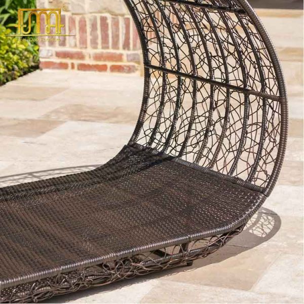 Outdoor chaise lounge outdoor daybed