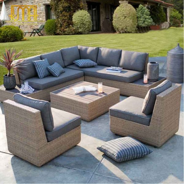 Sectional sofa outdoor