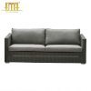 Ratten sofa