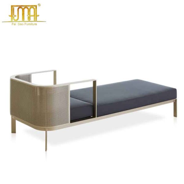 Aluminum lounger chaise