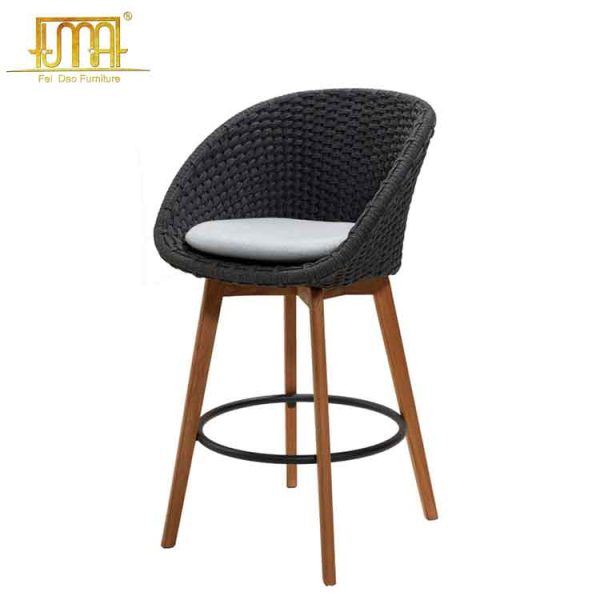 Outdoor high stools