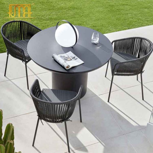 Aluminium patio chair