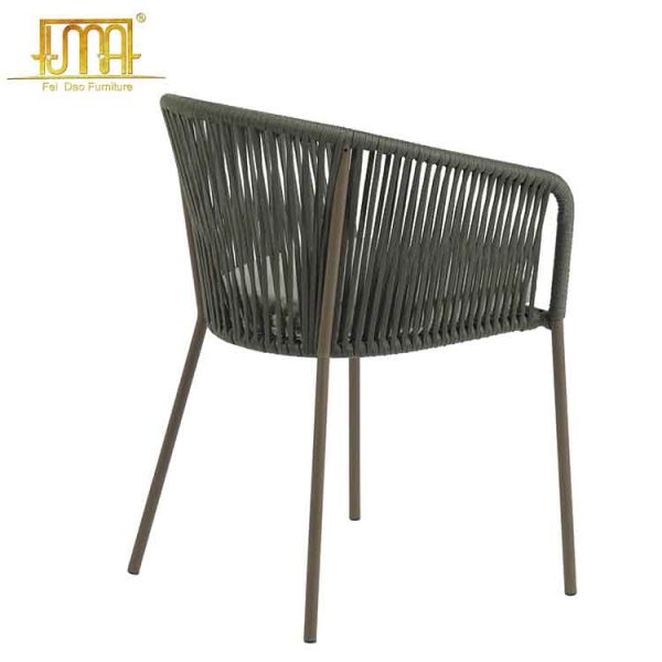 Metal patio chair and table