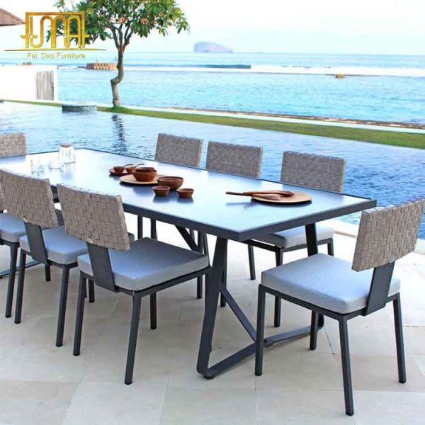 Outdoor dining chairs