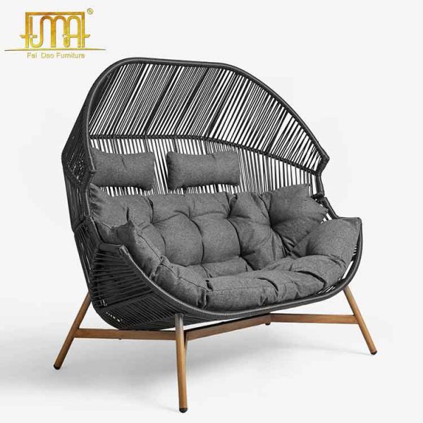 Cocoon chair outdoor