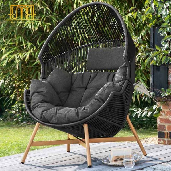 Cocoon outdoor chair