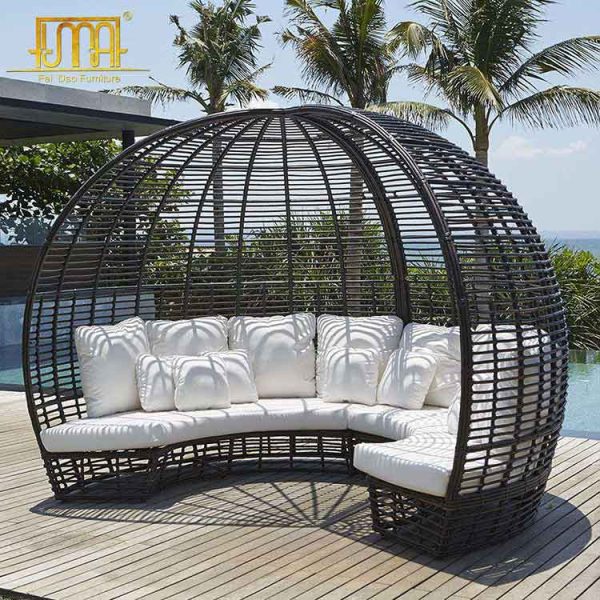 Birdcage lounge furniture