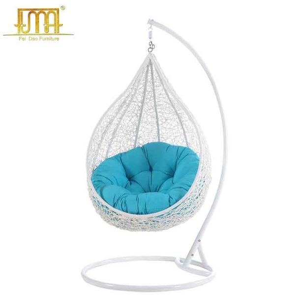 Swing outdoor chair