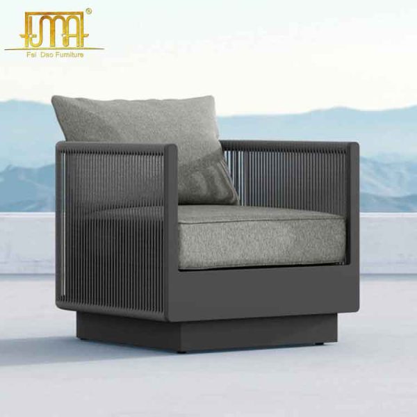 Porto outdoor club chair