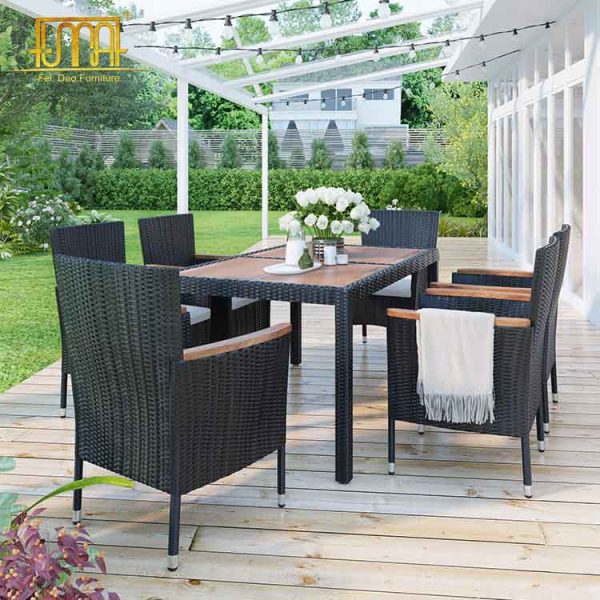 Bora outdoor dining set