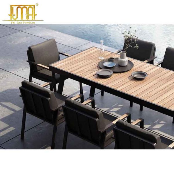 Outdoor dining room sets