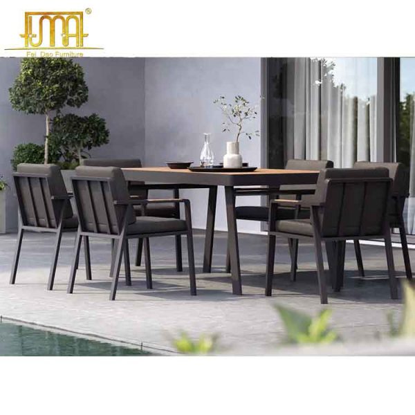 Outdoor dining room sets