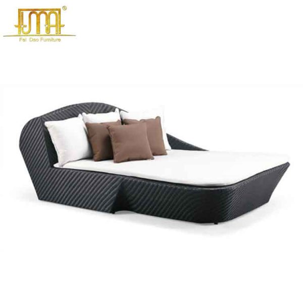 Outdoor Sofa Chaise