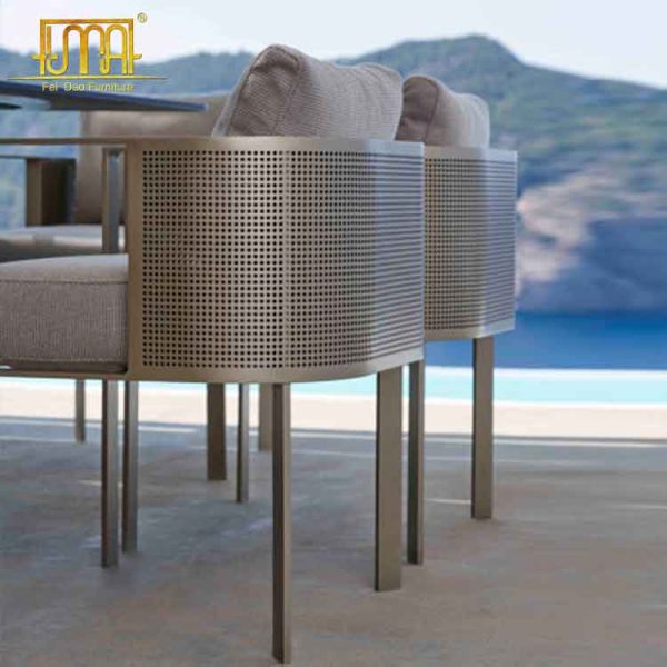 Solanas dining armchair