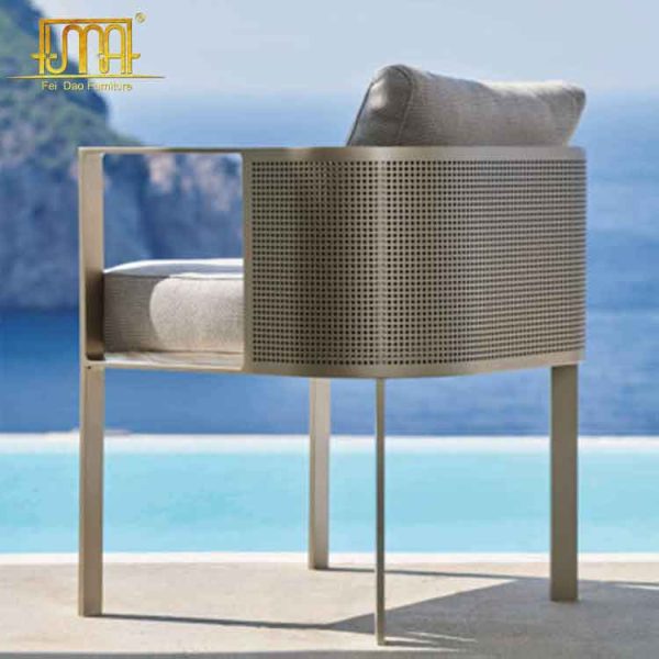 Solanas dining armchair