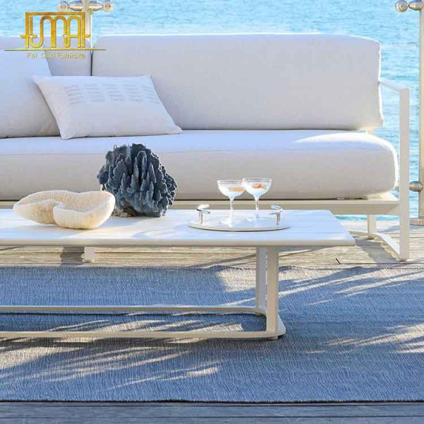 Sanibel outdoor coffee table